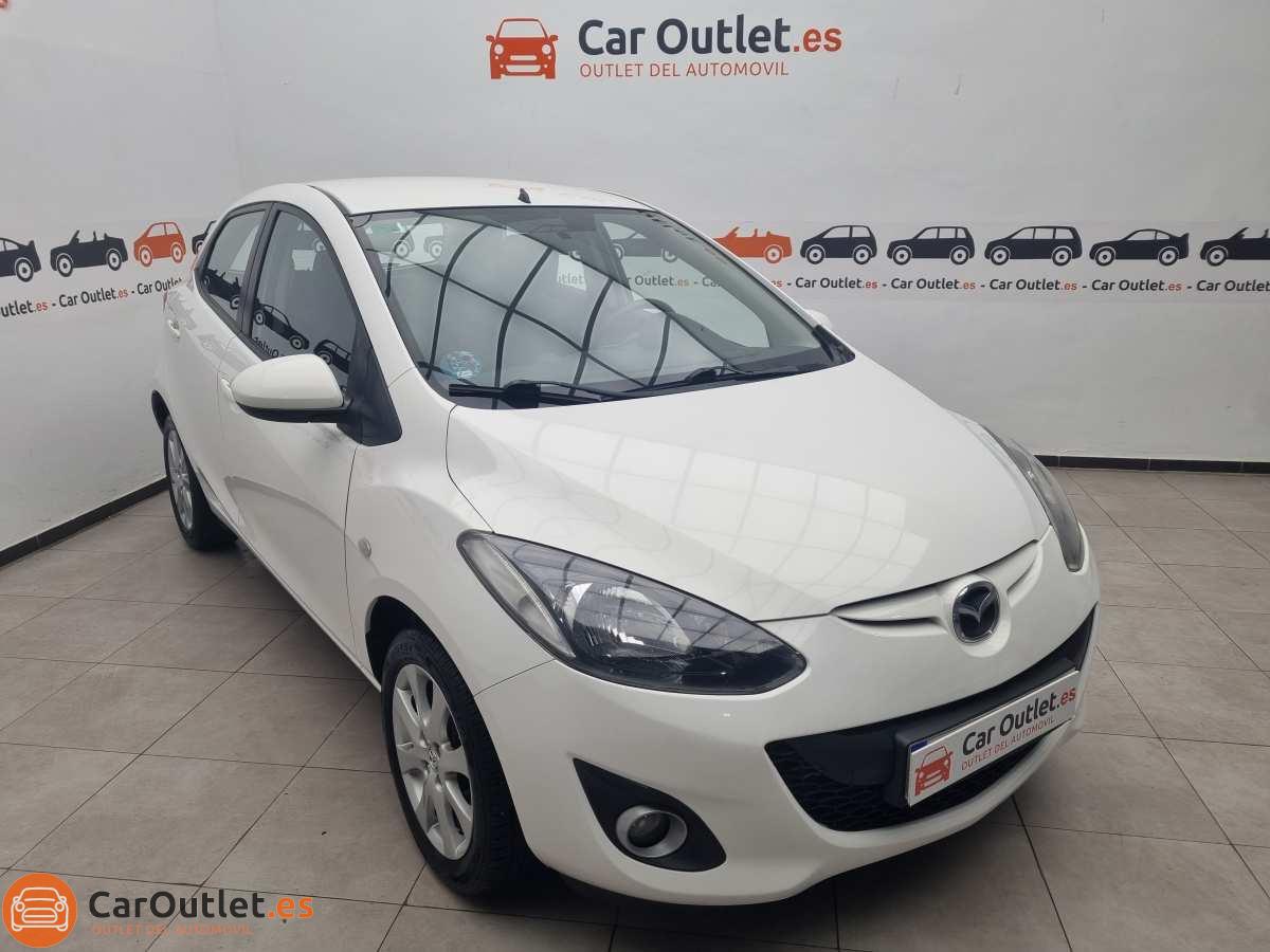 9 - Mazda 2 2011 - AUTO