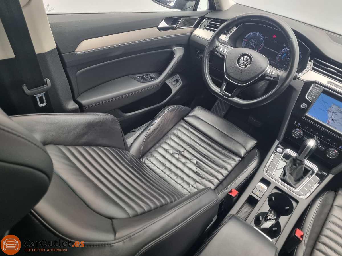 17 - Volkswagen Passat 2015 - AUTO