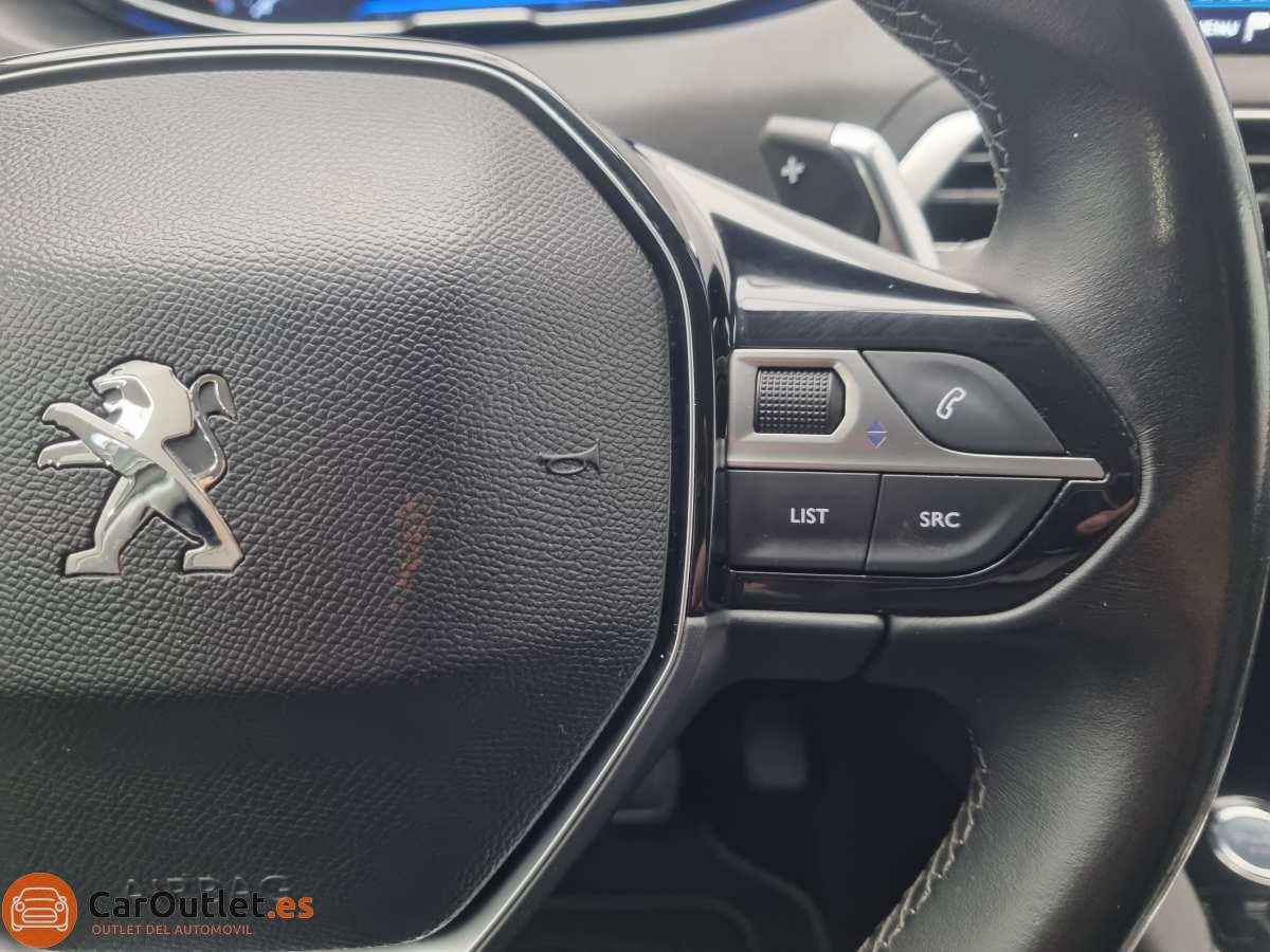 24 - Peugeot 5008 2018 - AUTO