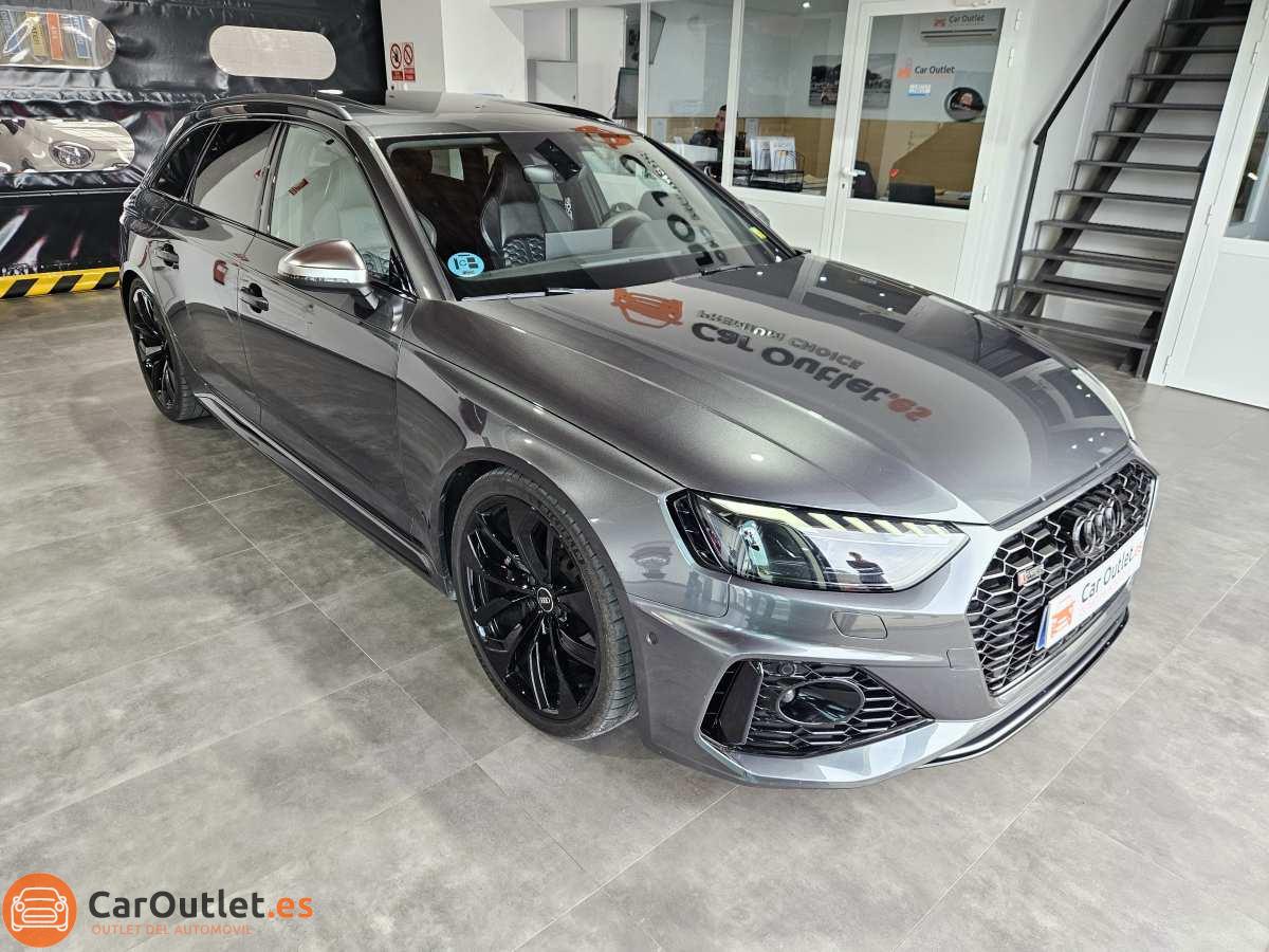 2 - Audi RS4 2022 - AUTO