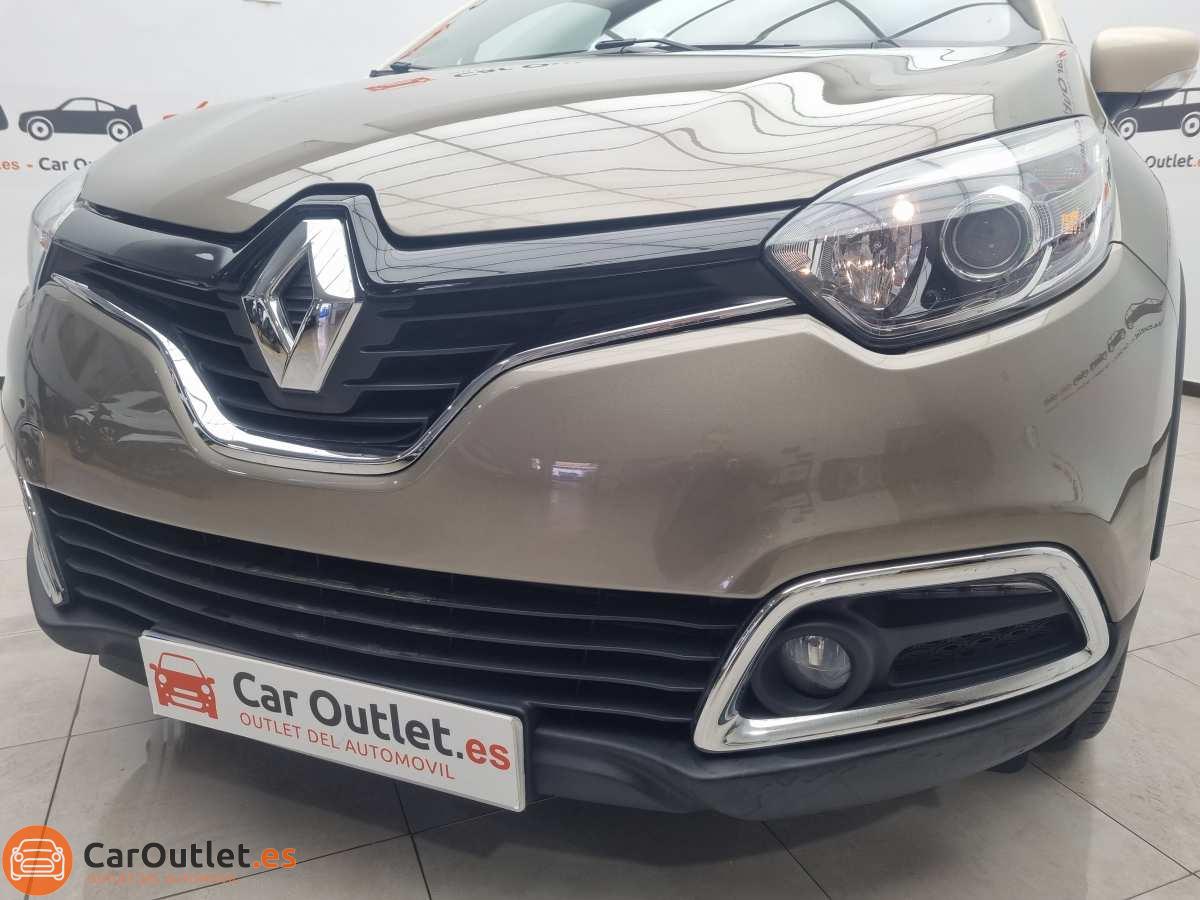 7 - Renault Captur 2015 - AUTO