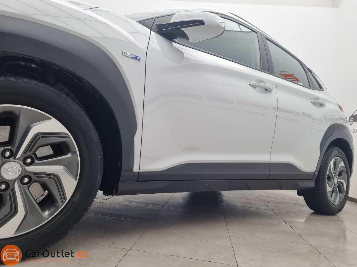 4 - Hyundai Kona 2020 - AUTO