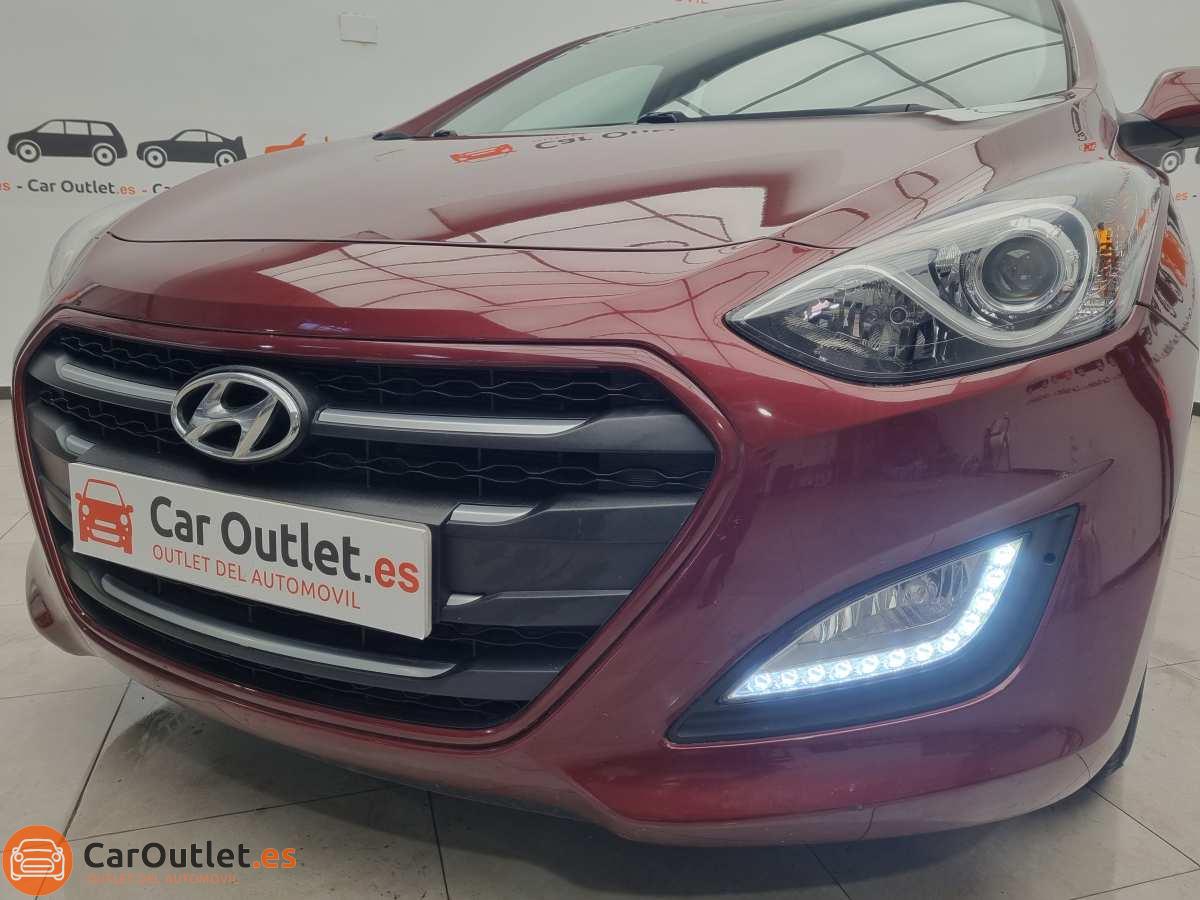 7 - Hyundai i30 2015