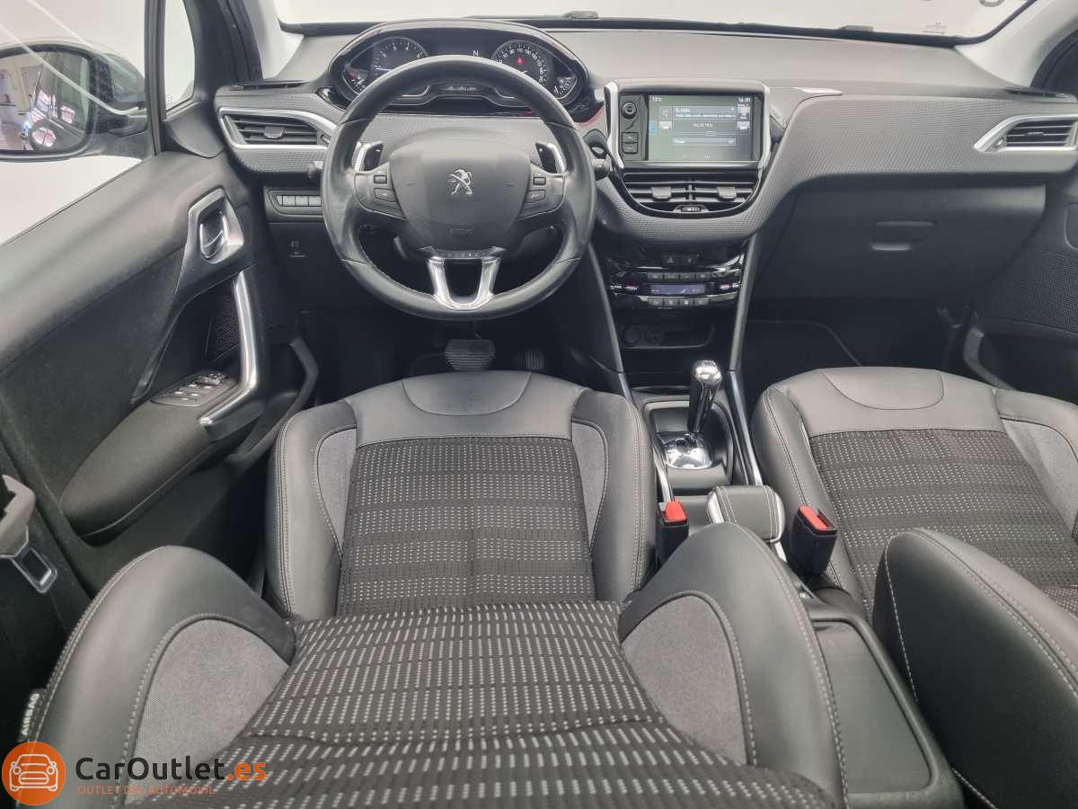 17 - Peugeot 2008 2014 - AUTO