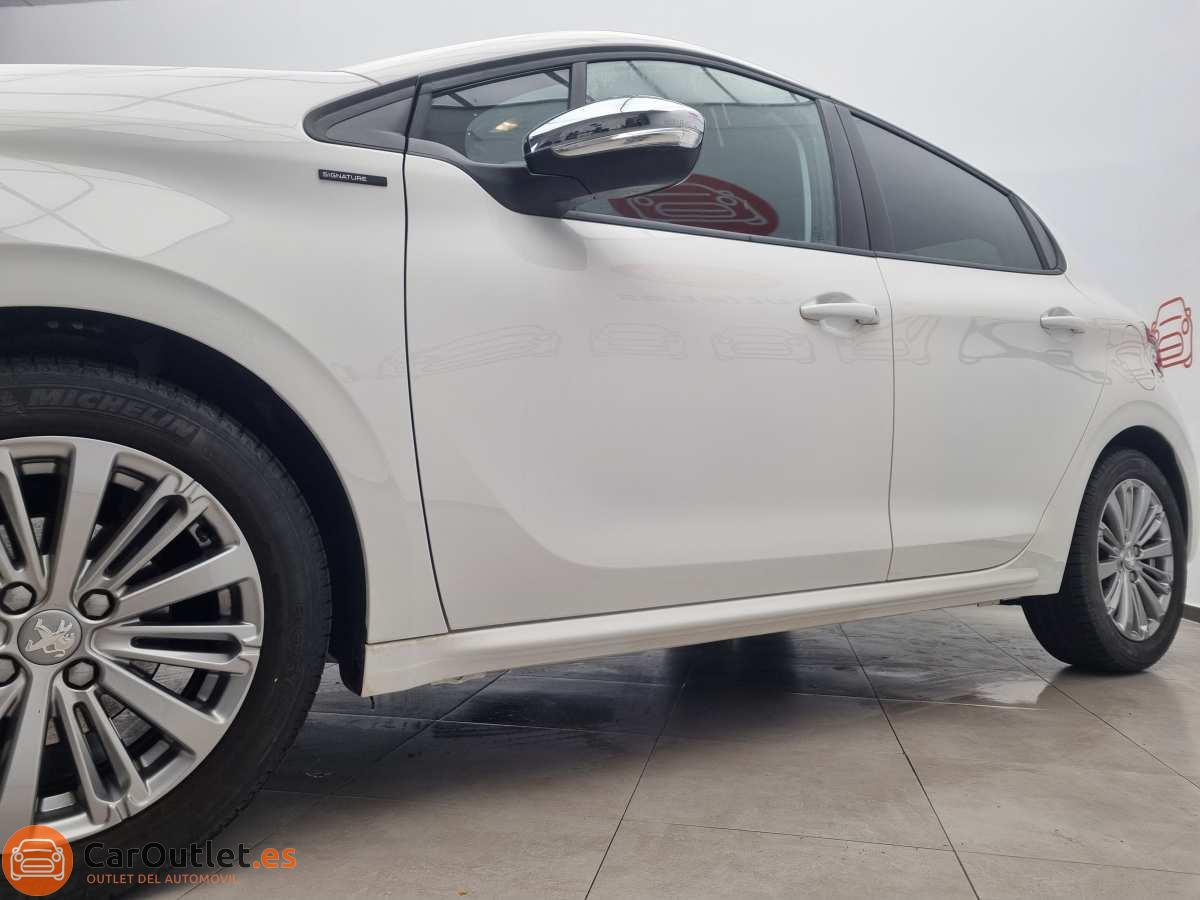 4 - Peugeot 208 2019