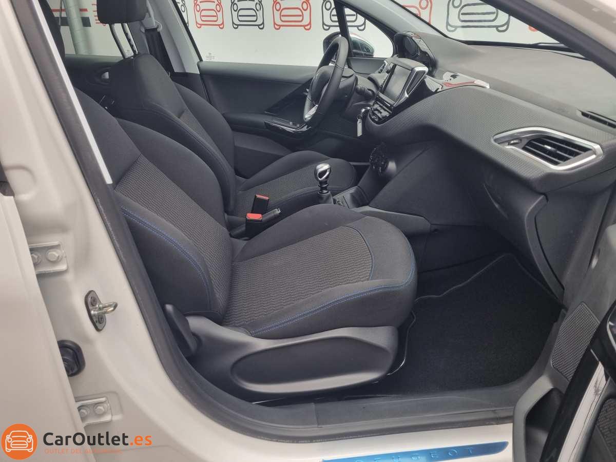 14 - Peugeot 208 2019