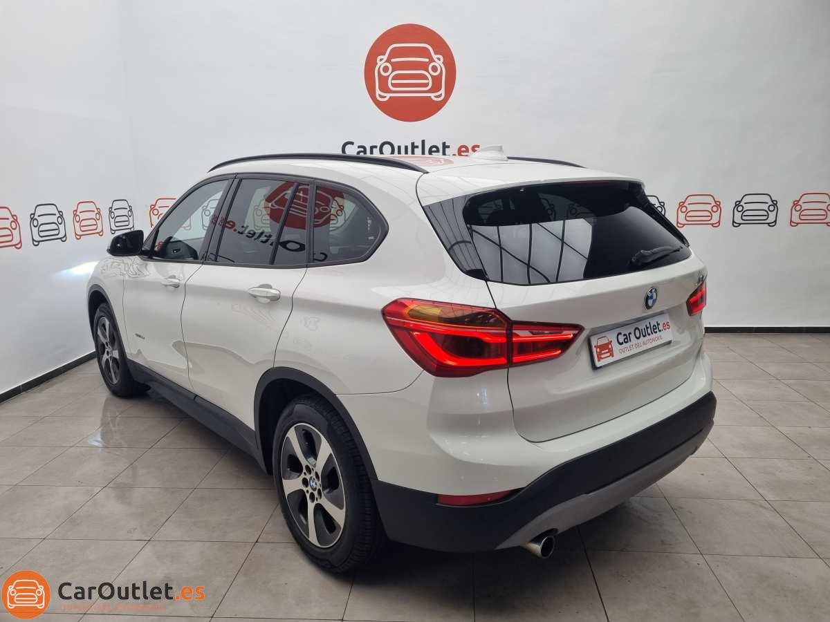 8 - BMW X1 2016 - AUTO