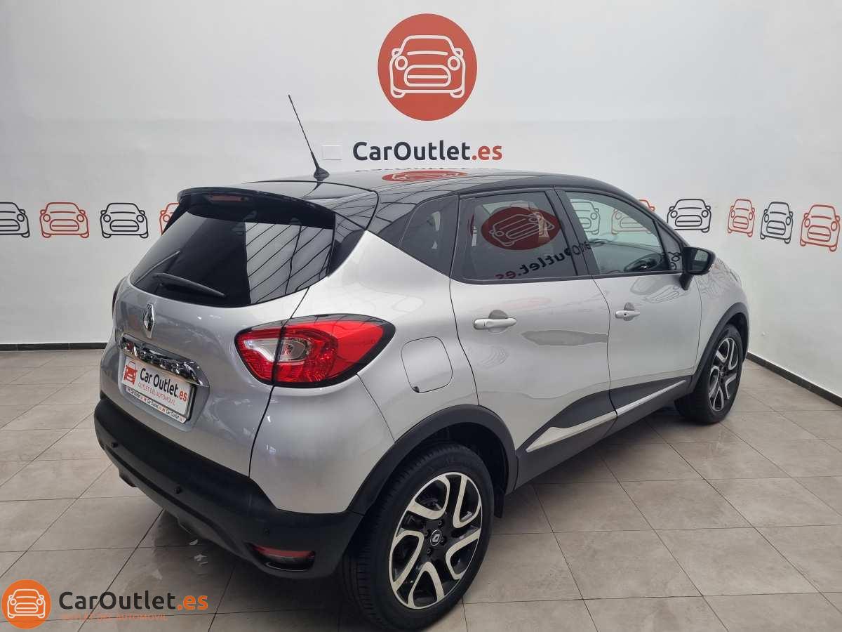 10 - Renault Captur 2017 - AUTO