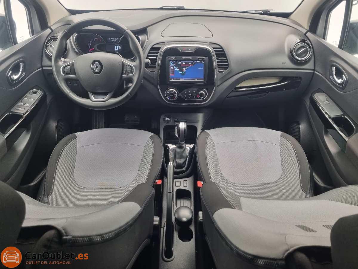 16 - Renault Captur 2017 - AUTO