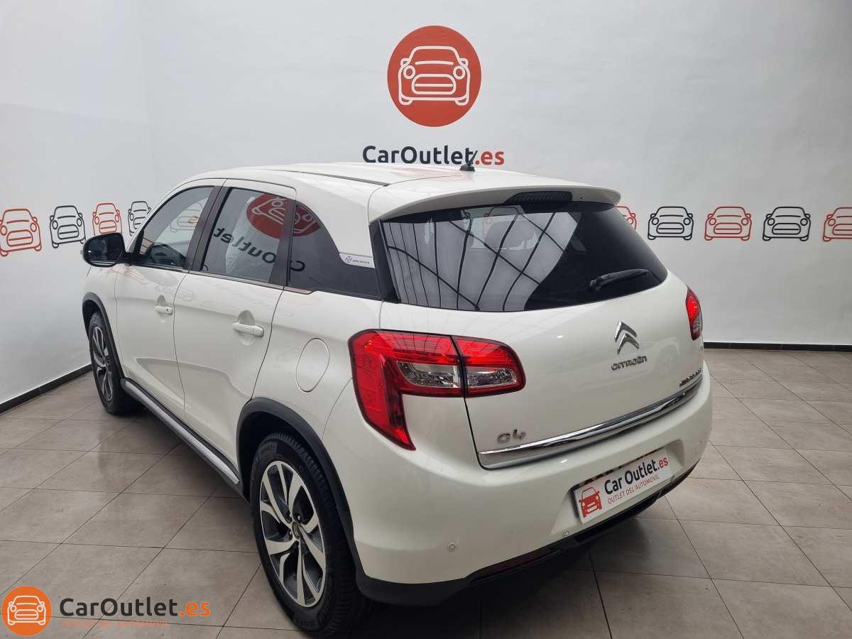 7 - Citroen C4 Aircross 2015