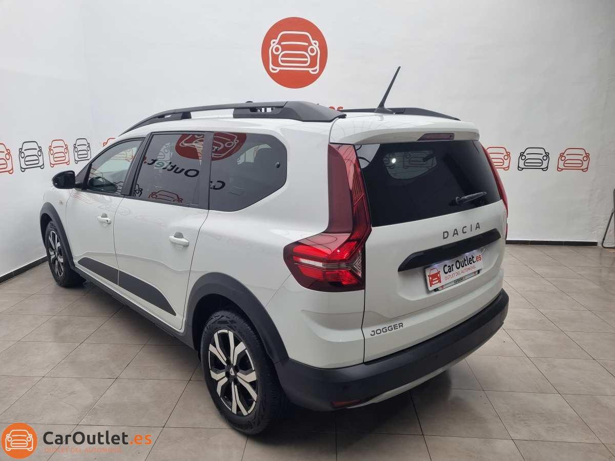 8 - Dacia Jogger 2023