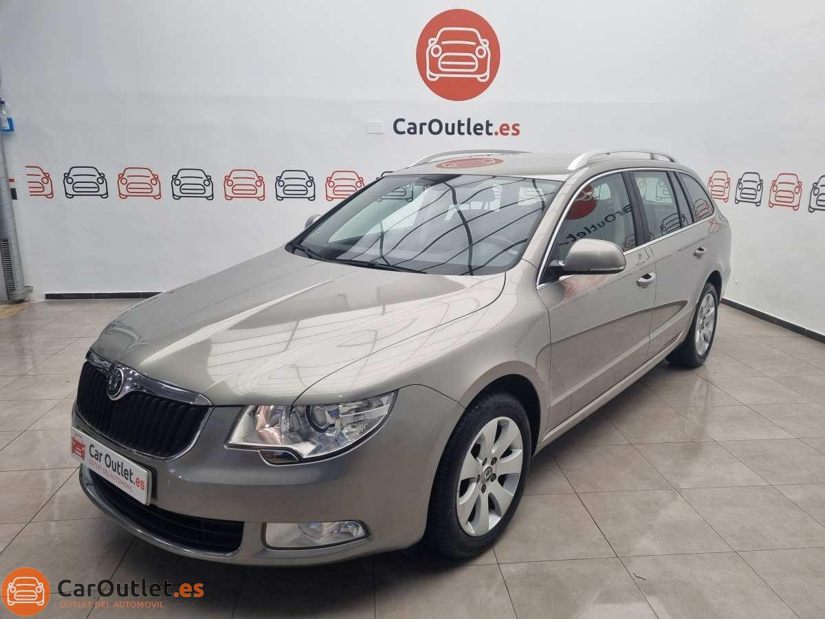 0 - Skoda Superb 2013