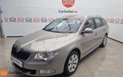 Skoda Superb Diesel / gas-oil - 2013