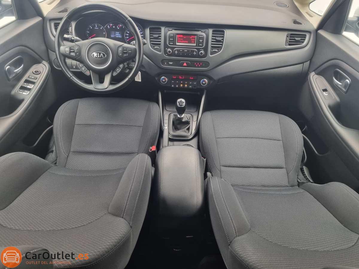 19 - Kia Carens 2018