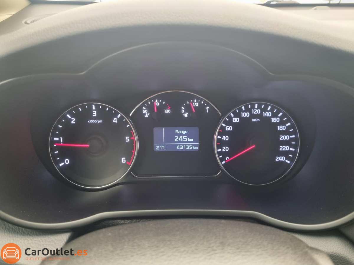 23 - Kia Carens 2018