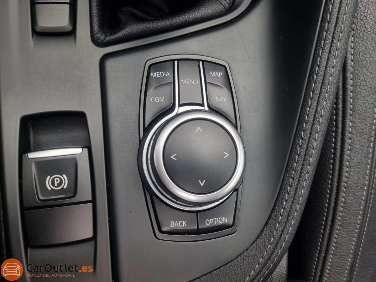 33 - BMW X1 2018 - AUTO