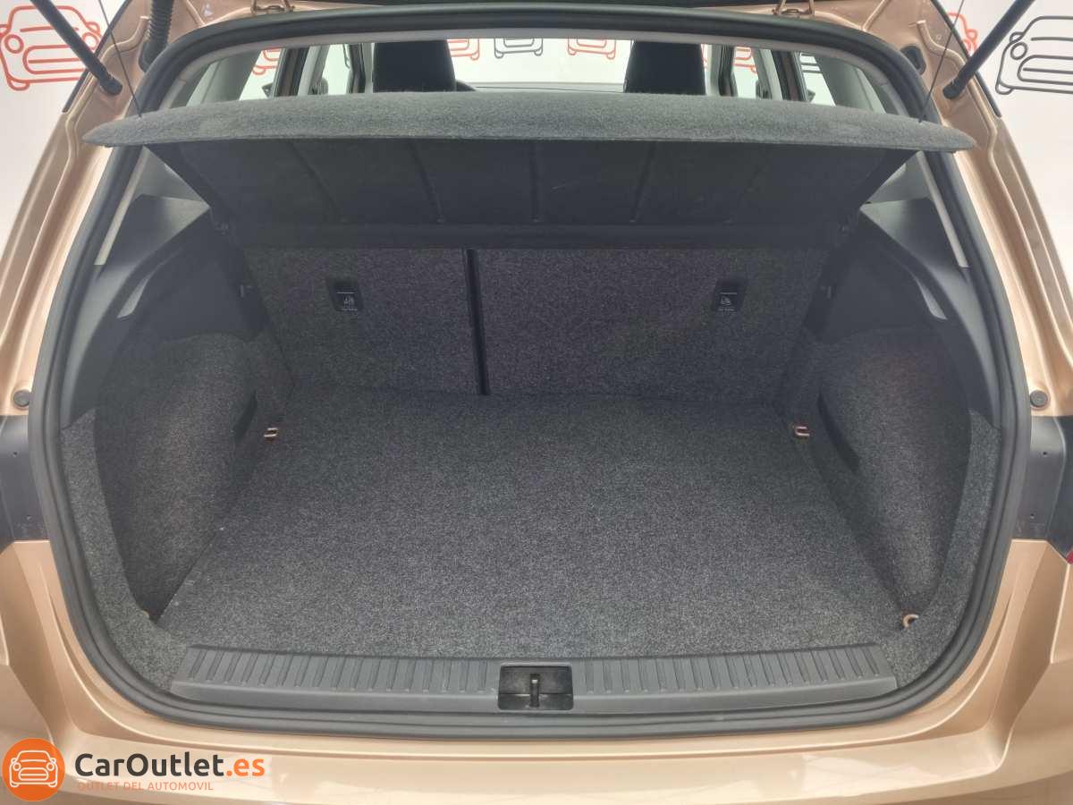 10 - Seat Arona 2019