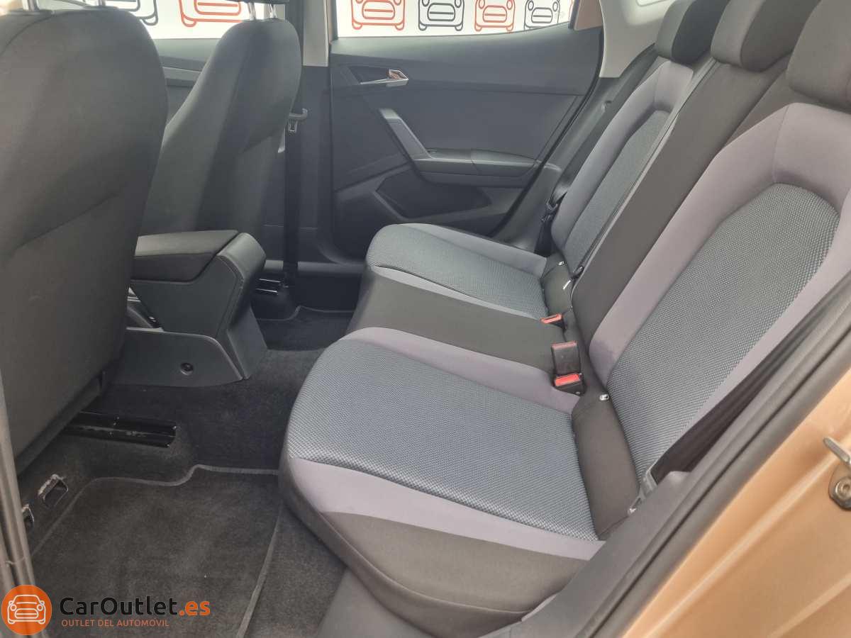 11 - Seat Arona 2019