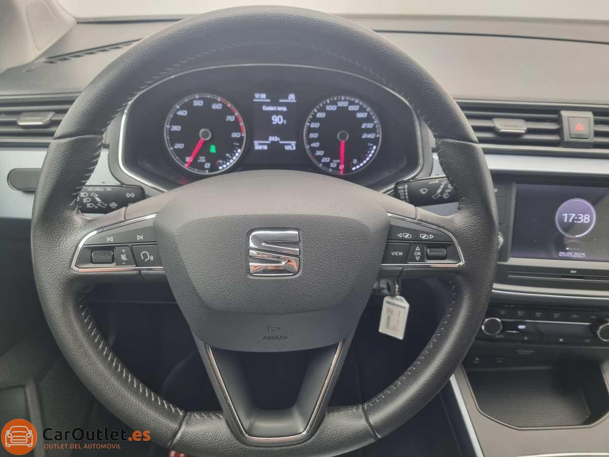 18 - Seat Arona 2019