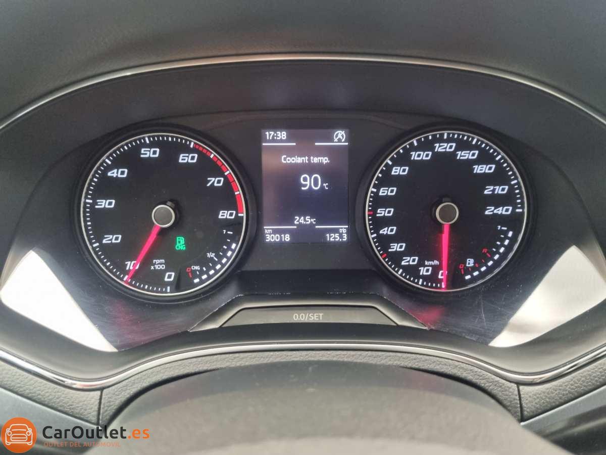 19 - Seat Arona 2019