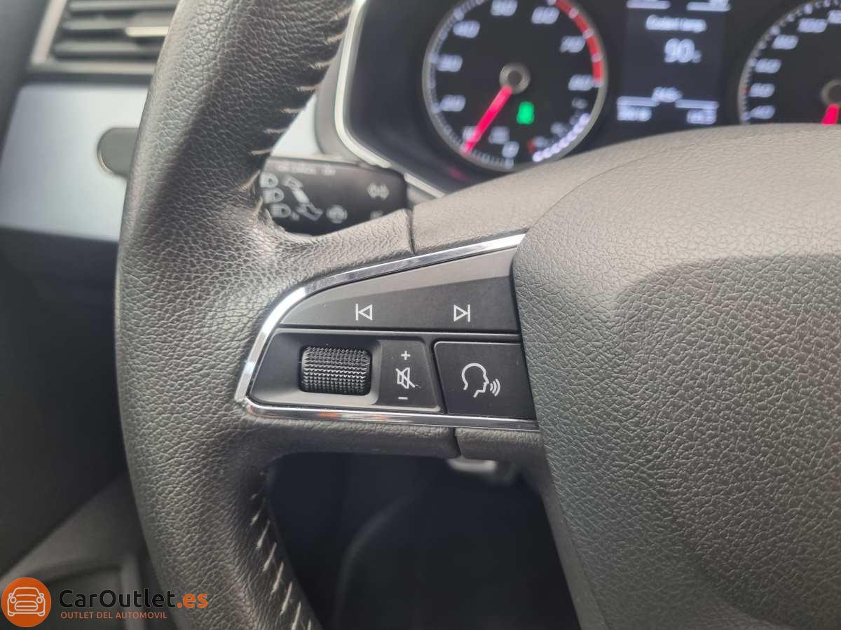 21 - Seat Arona 2019