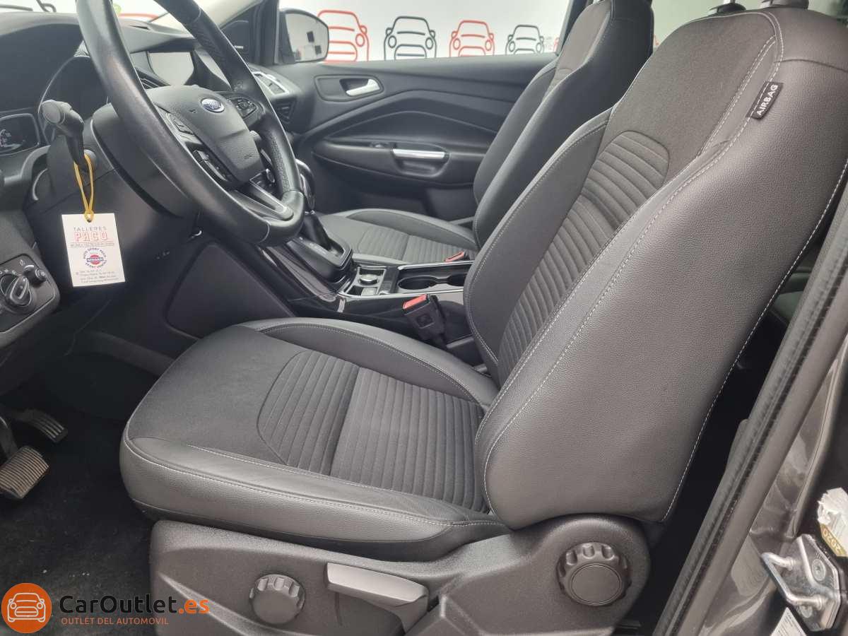 14 - Ford Kuga 2019 - AUTO