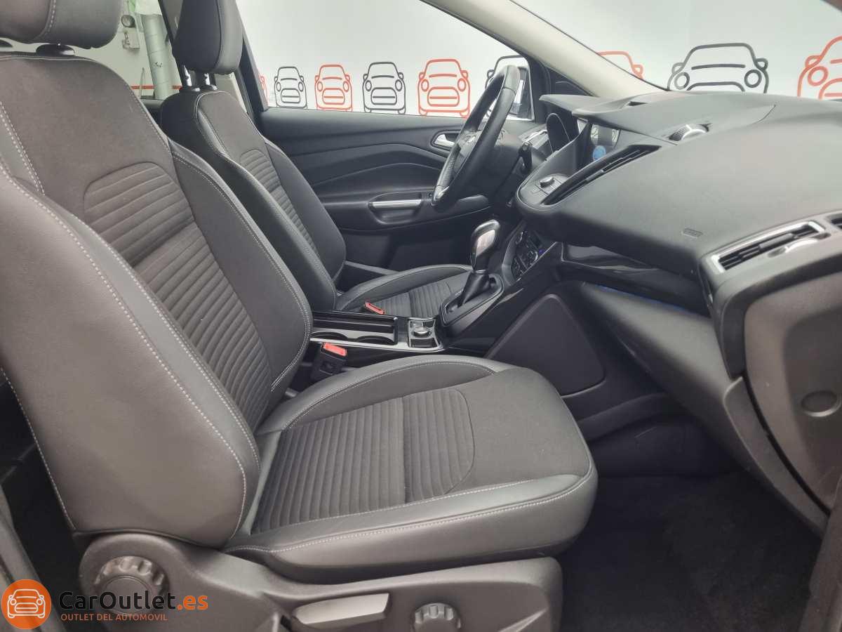 15 - Ford Kuga 2019 - AUTO