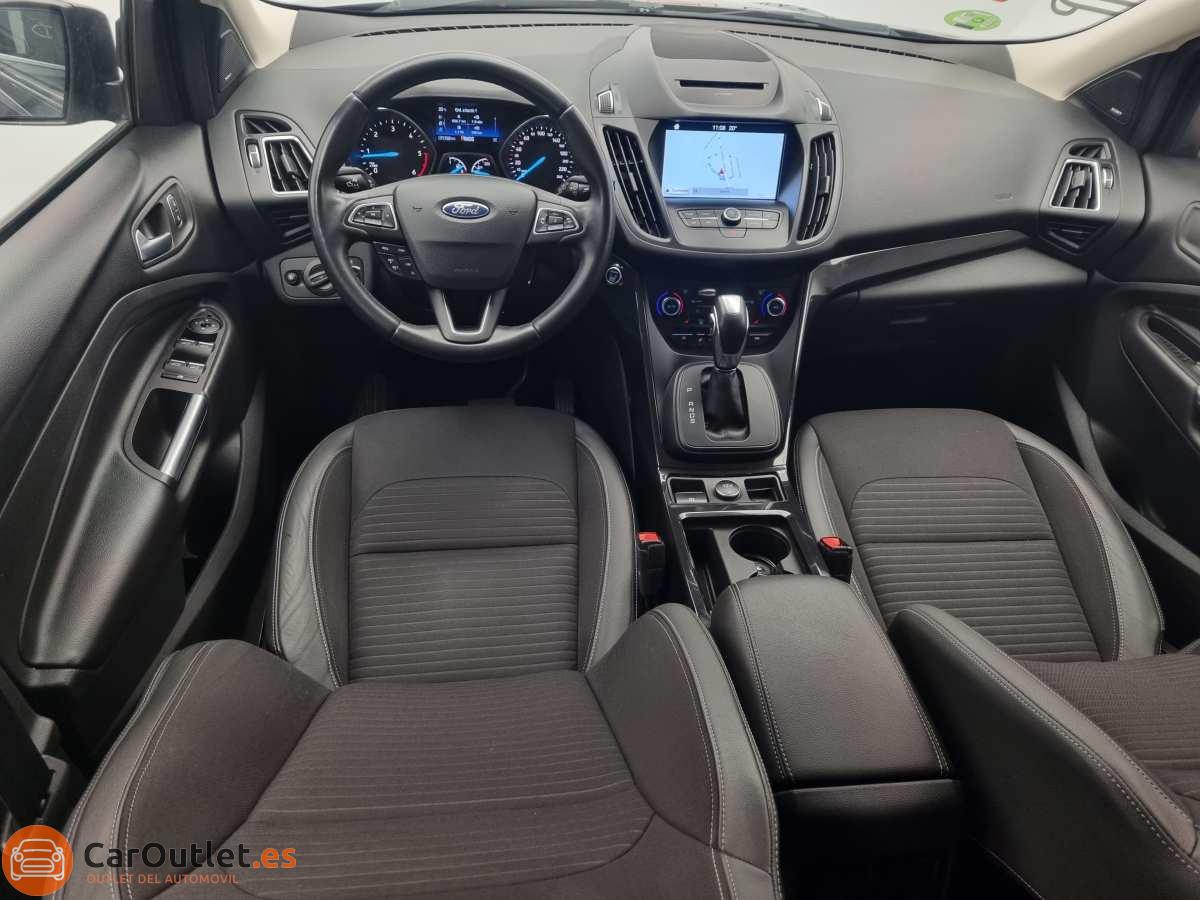 19 - Ford Kuga 2019 - AUTO