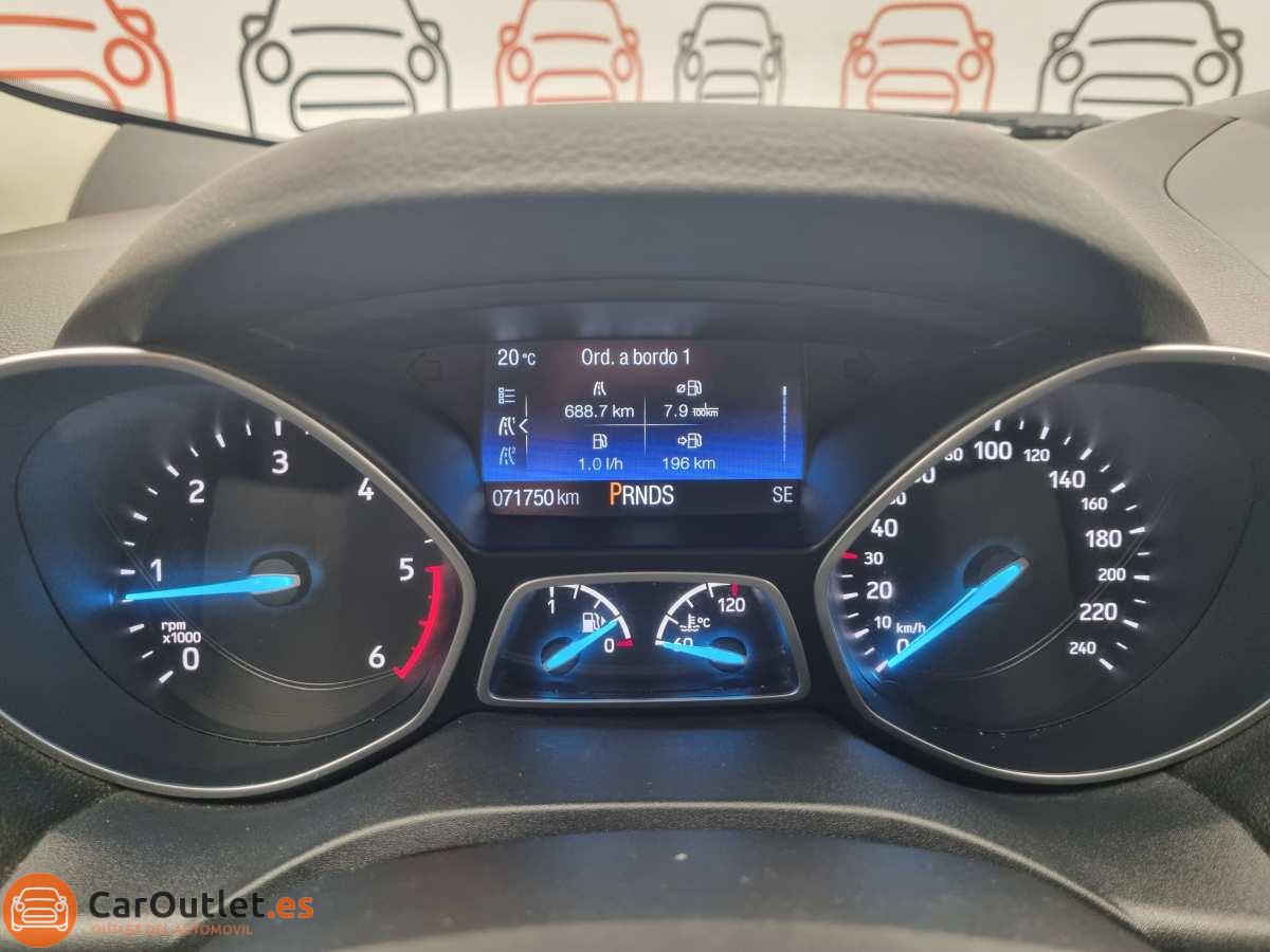 21 - Ford Kuga 2019 - AUTO