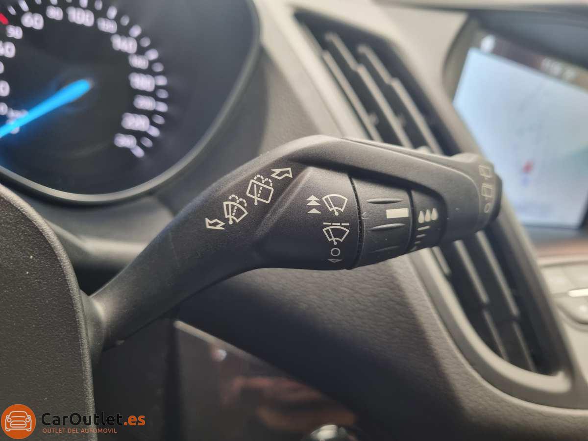 24 - Ford Kuga 2019 - AUTO