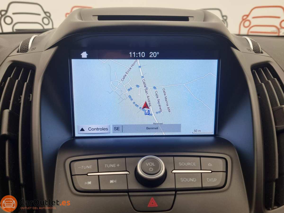 28 - Ford Kuga 2019 - AUTO