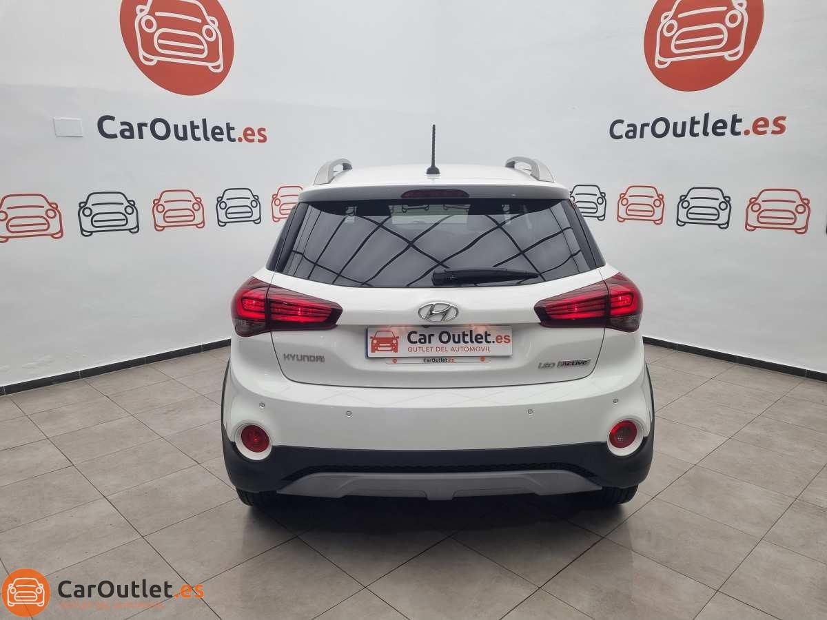 9 - Hyundai i20 ACTIVE 2020 - AUTO