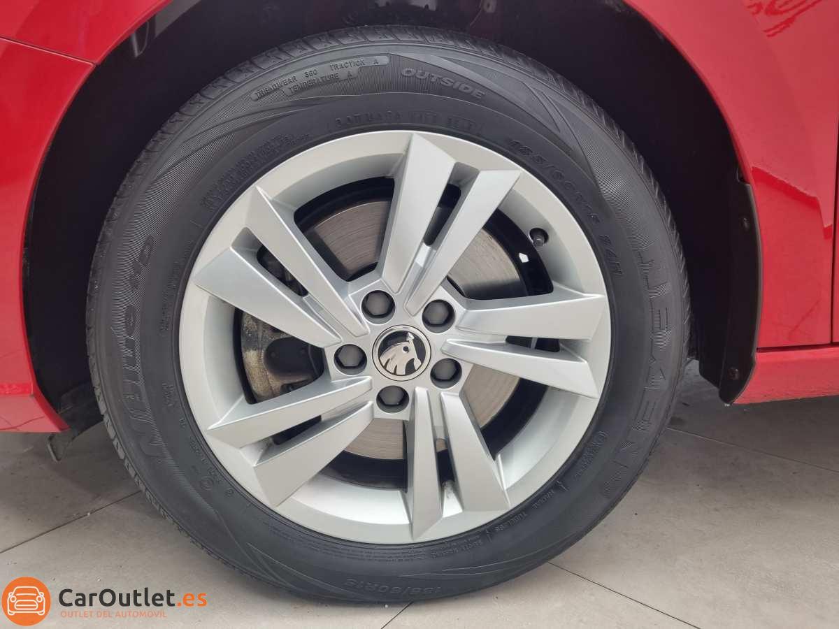 7 - Skoda Fabia 2019 - AUTO