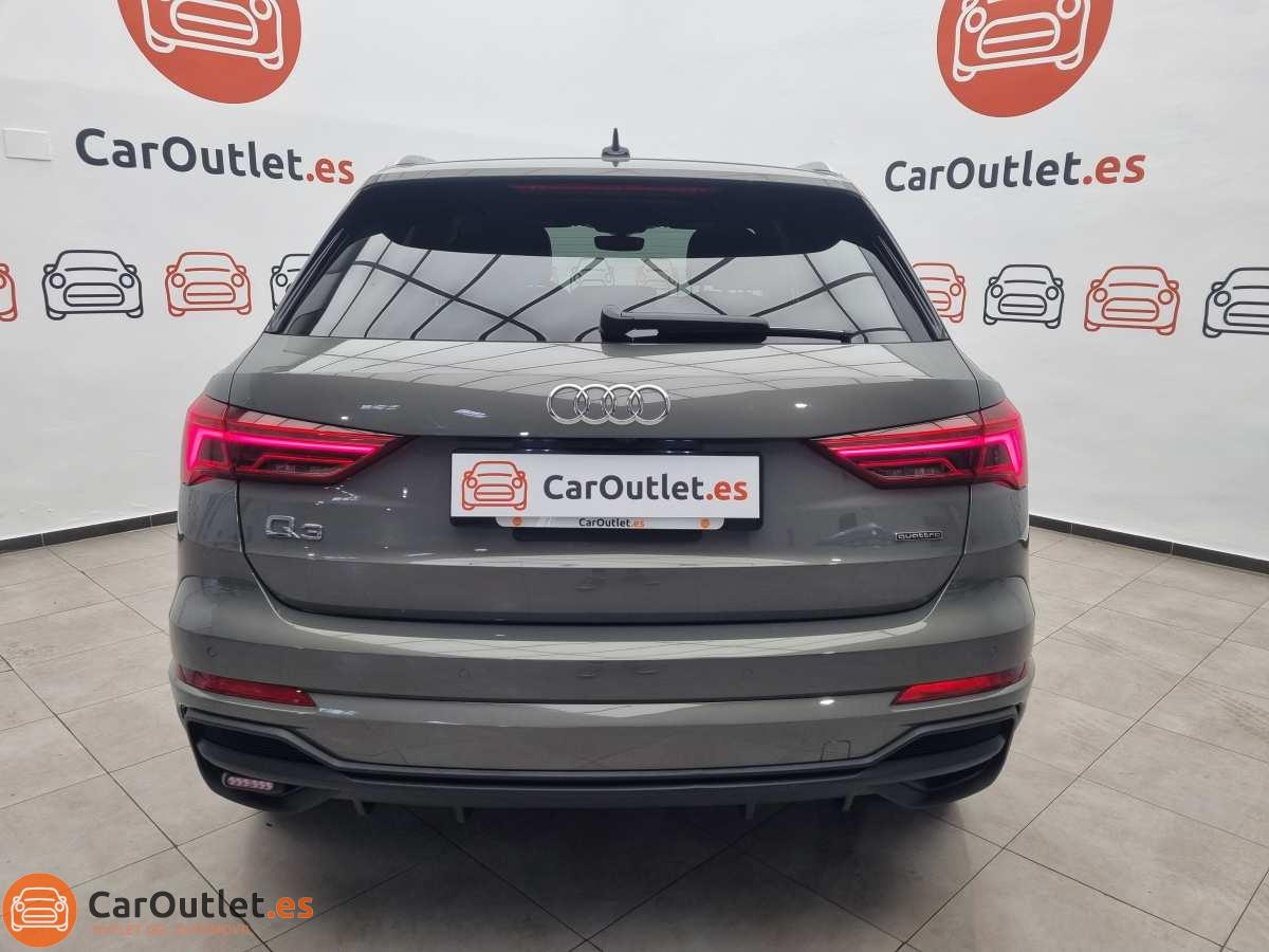 11 - Audi Q3 2021 - AUTO