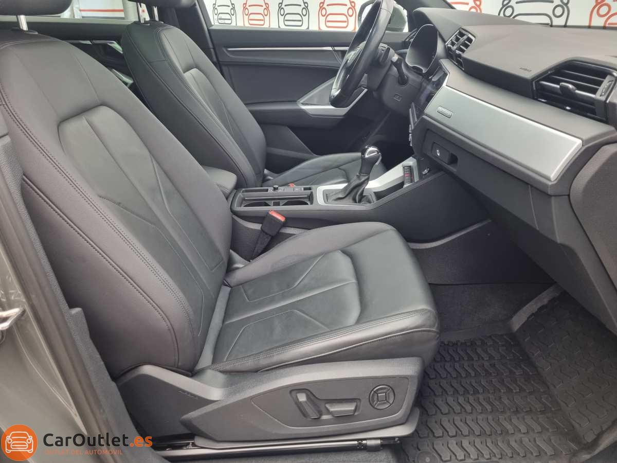 19 - Audi Q3 2021 - AUTO