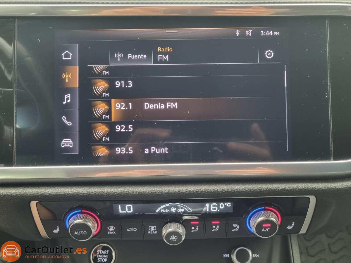 36 - Audi Q3 2021 - AUTO
