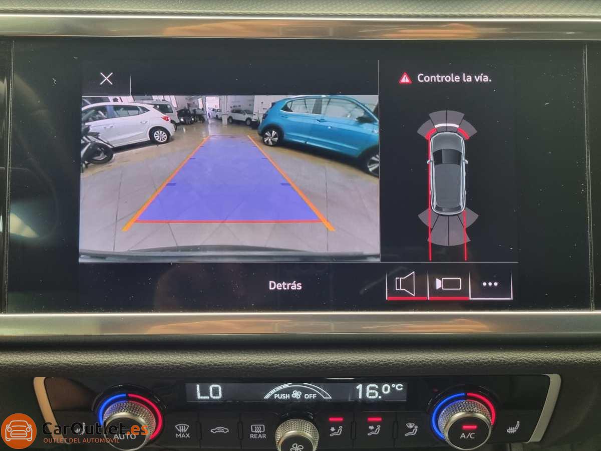 38 - Audi Q3 2021 - AUTO