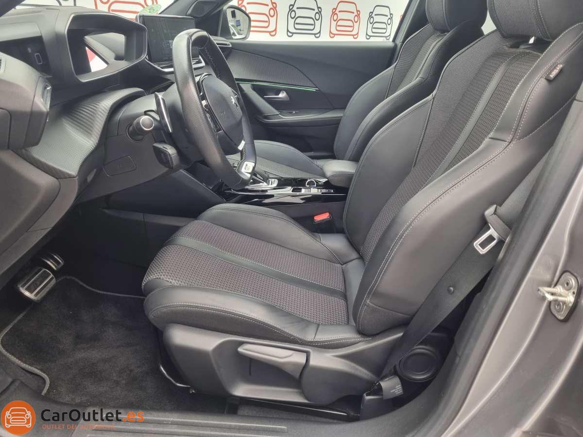 16 - Peugeot 2008 2021 - AUTO