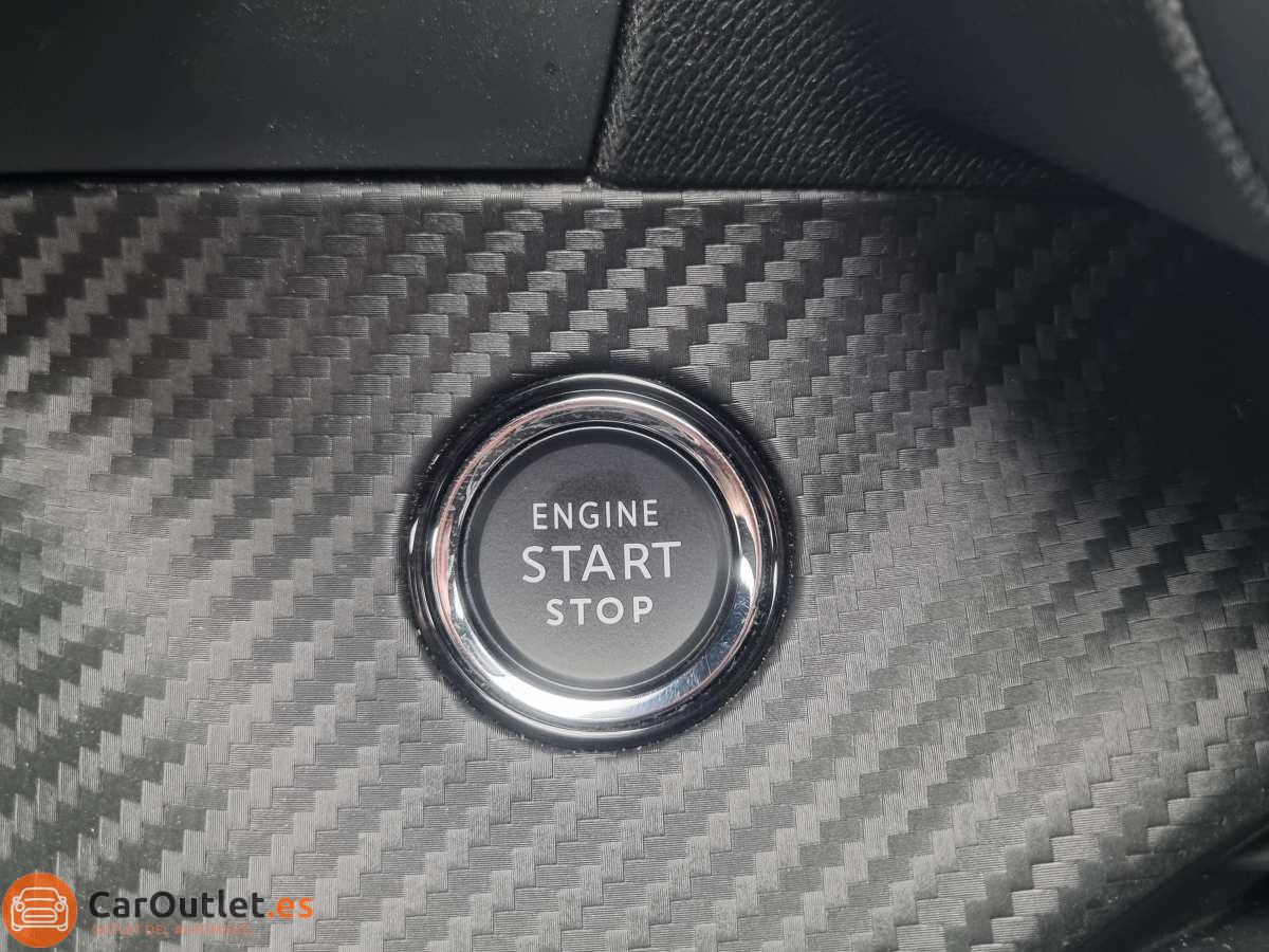 27 - Peugeot 2008 2021 - AUTO