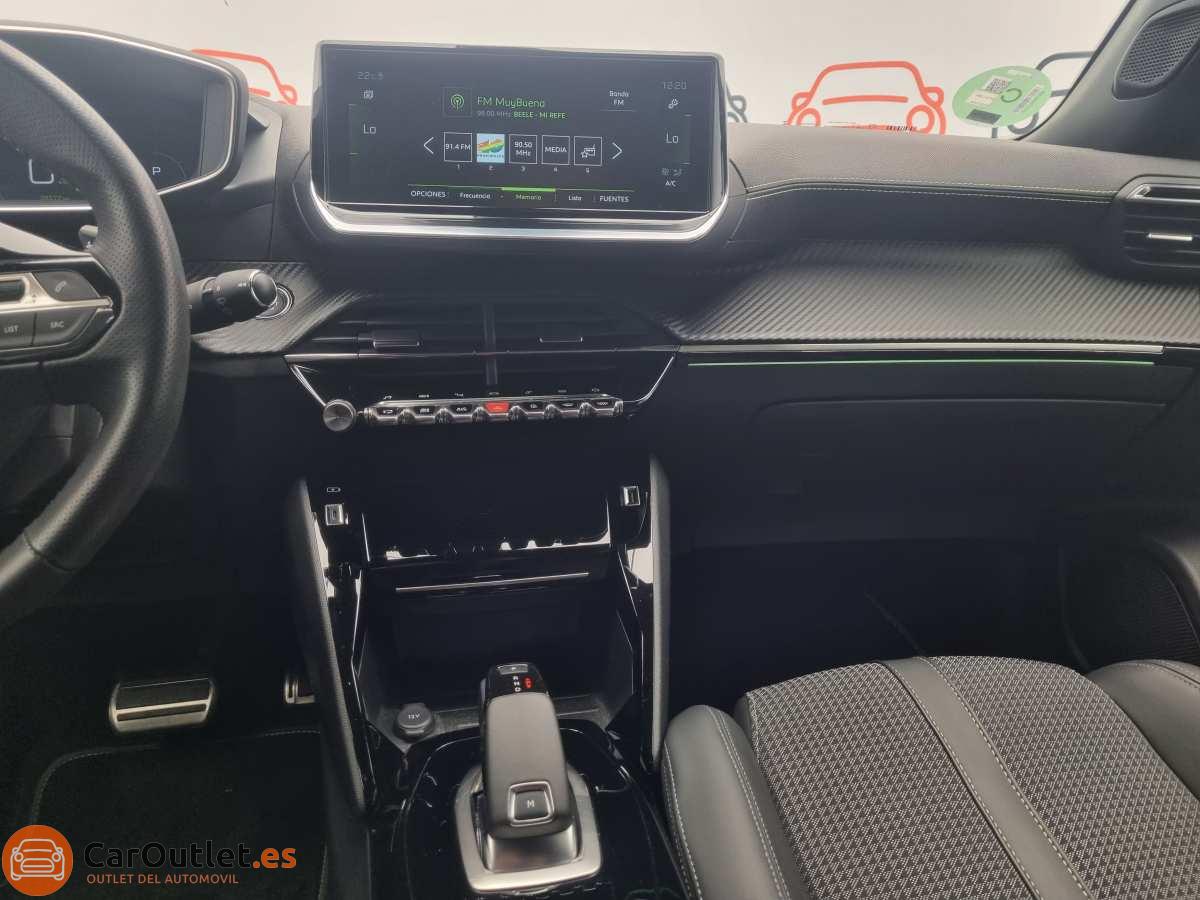 28 - Peugeot 2008 2021 - AUTO