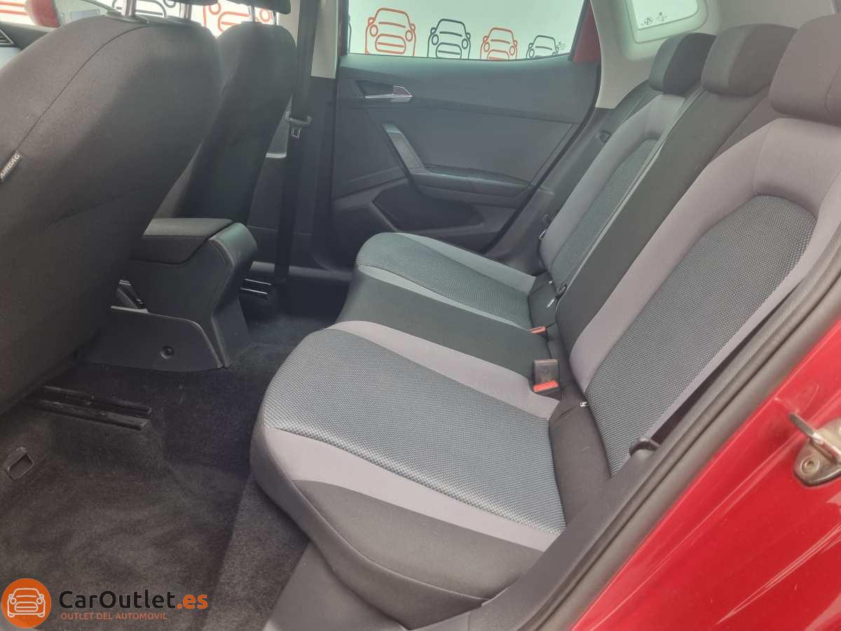 13 - Seat Arona 2019