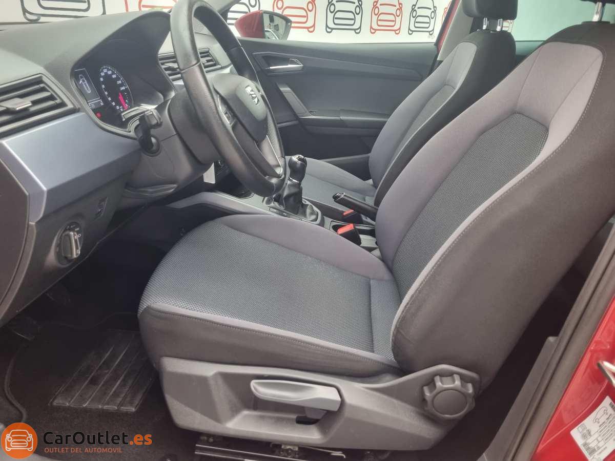 16 - Seat Arona 2019