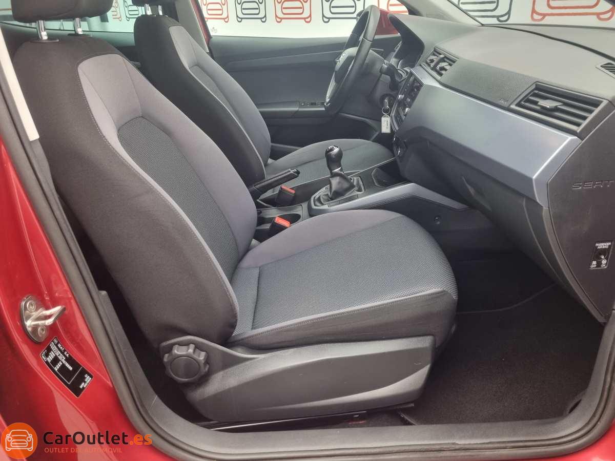 17 - Seat Arona 2019