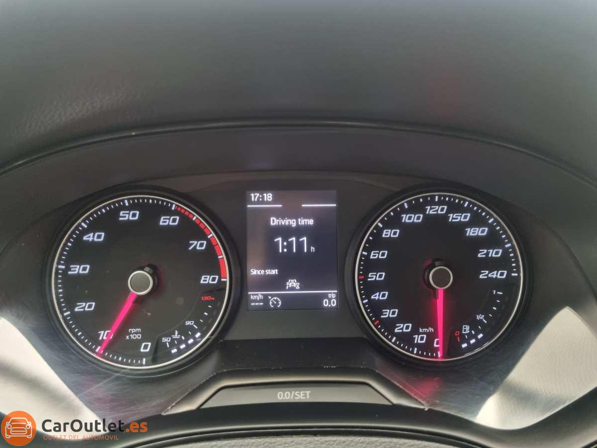 22 - Seat Arona 2019