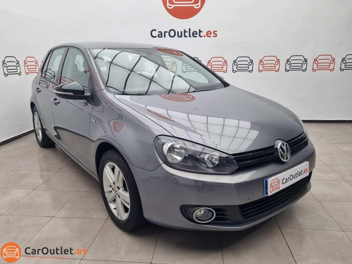 2 - Volkswagen Golf 2012 - AUTO