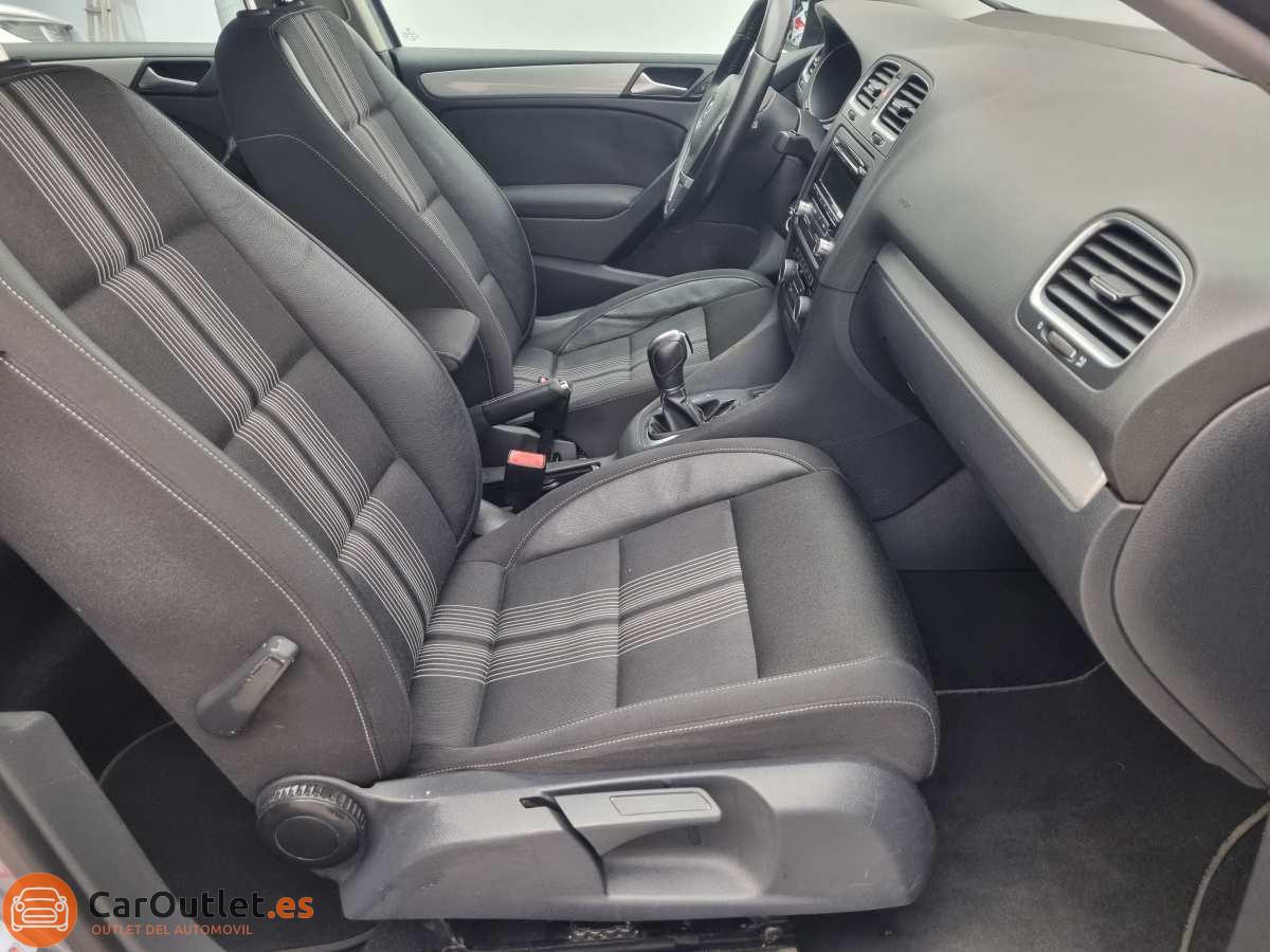 14 - Volkswagen Golf 2012 - AUTO