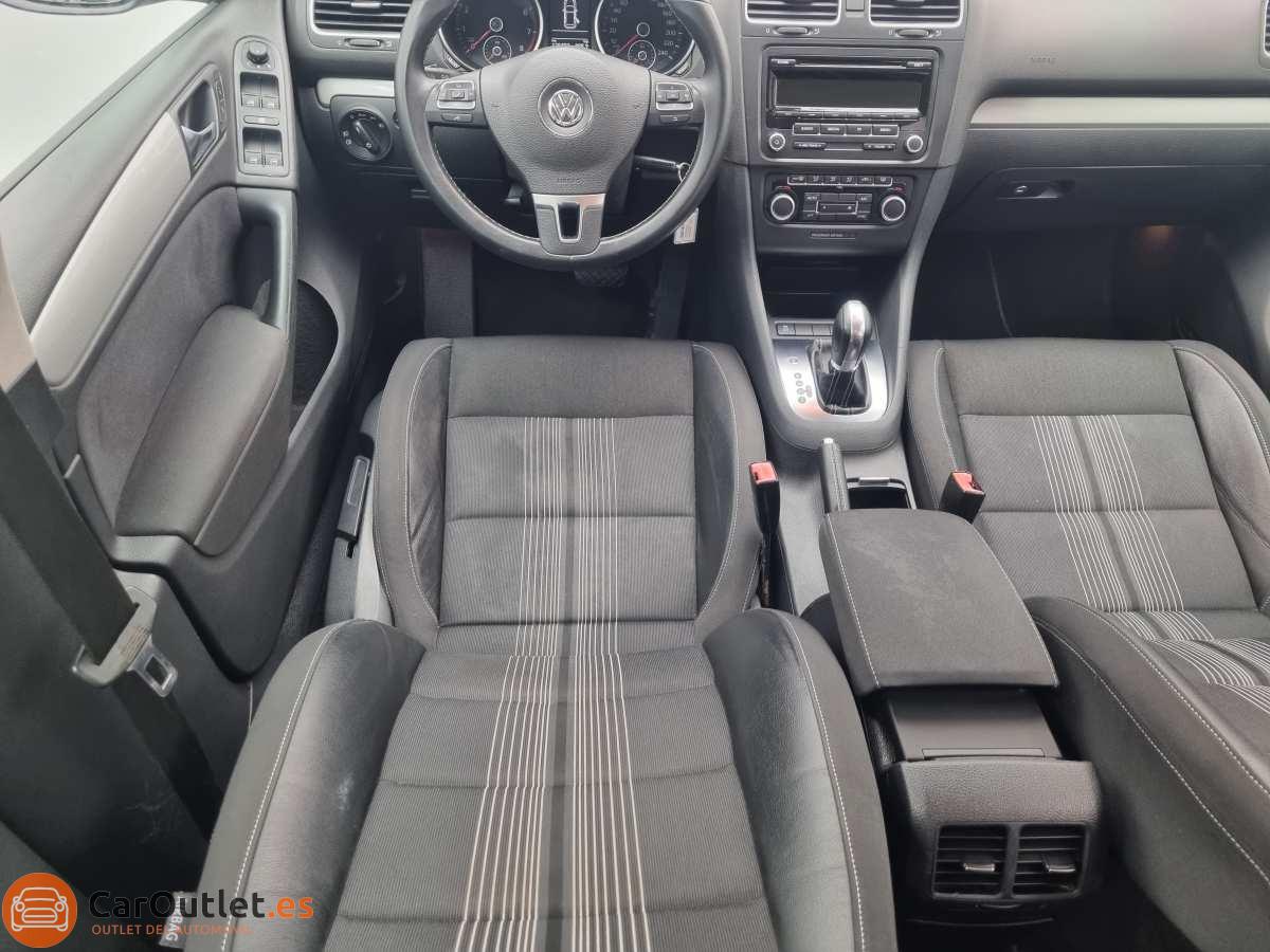 17 - Volkswagen Golf 2012 - AUTO