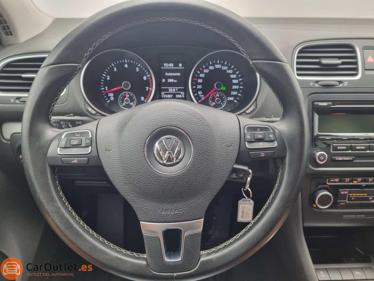 18 - Volkswagen Golf 2012 - AUTO