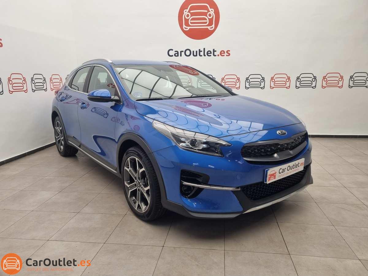 2 - Kia XCeed 2022 - AUTO