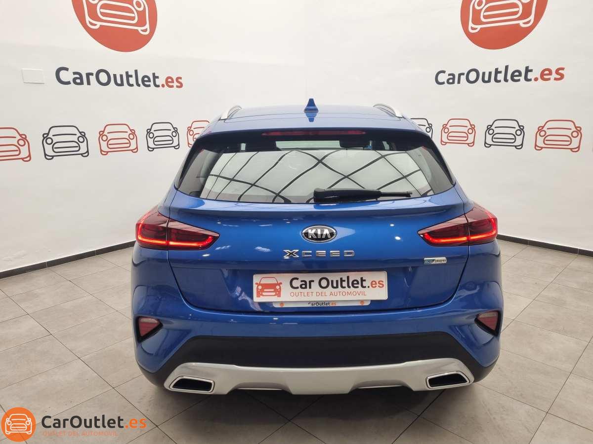 10 - Kia XCeed 2022 - AUTO